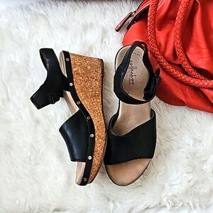 Clarks Collectiob Ultimate Comfort size 6.5/37.5